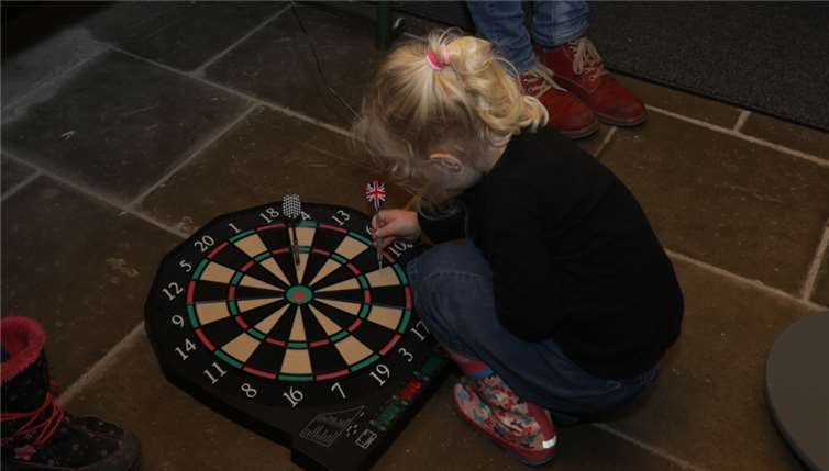 Schon die Kleinsten hatten Spaß am Parcours der Schützen.