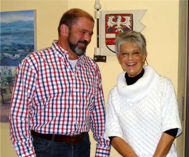 Schon seit geraumer Zeit laufen bei Ortsbürgermeister Peter Moskopp und Brigitte Thilmann-Hilgers die Vorbereitungen für das Konzert.Privat