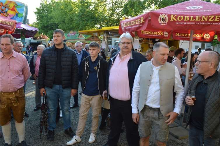 Schon vor dem Festzelt herrschte Hochbetrieb.