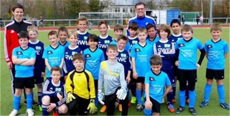 Schon zur Halbzeitpause führten die E1-Junioren mit 7:1 Toren.privat