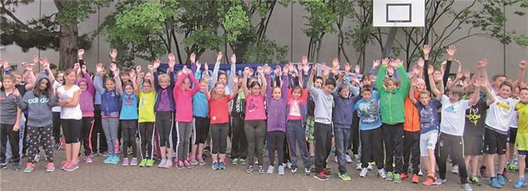 Schüler der Klassen 5,7 und 9 liefen für den guten Zweck. Albert-Schweitzer-Realschule plus Mayen