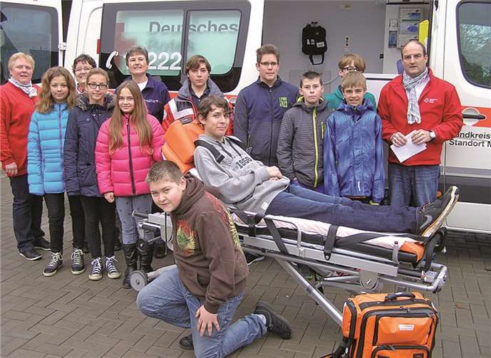 Schüler der Realschule Plus Mendig waren beim DRK-Ortsverein zu Besuch. Lothar Spitzley