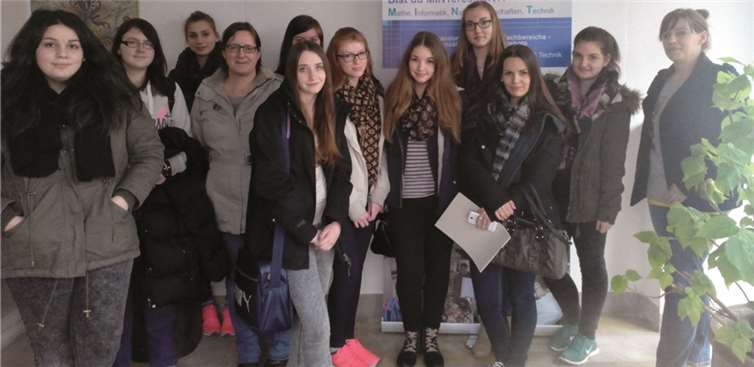 Schülerinnen besuchten den Westerwald Campus Höhr-Grenzhausen. privat