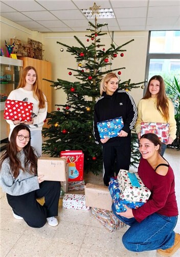 Schülerinnen der 10a der Carmen-Sylva-Schule. Foto: privat