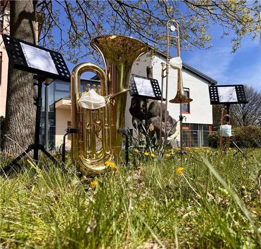 Schülerinnen und Schüler der IGS Maifeld in Polch nehmen an einem Musikprojekt des Bläserstudio Koblenz teil. Foto: privat