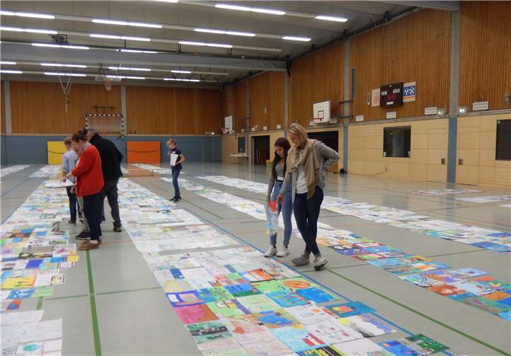 Schülerinnen und -Schüler der IGS Pellenz in Plaidt halfen den Jurymitglieder bei ihrer Entscheidung.