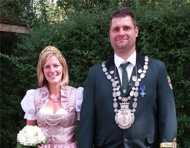 Schützenkönig Carsten Weidung und seine Königin Daniela Sorger.  Privat
