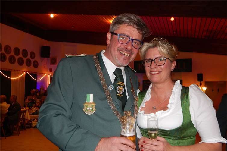 Schützenkönig Jens Christand mit seiner Königin Marlene.