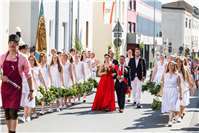 Schützenkönigspaar im Kreise der Ehrendamen. Alle Fotos: dietmarwalter|photograp...