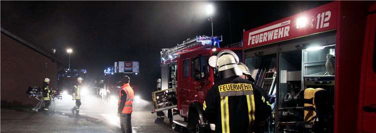 Schuld: Für Ausrüstungsgegenstände und Neubeschaffungen bekommen die Feuerwehren der Verbandsgemeinde Adenau 1,5 Mio Euro. Foto: SES