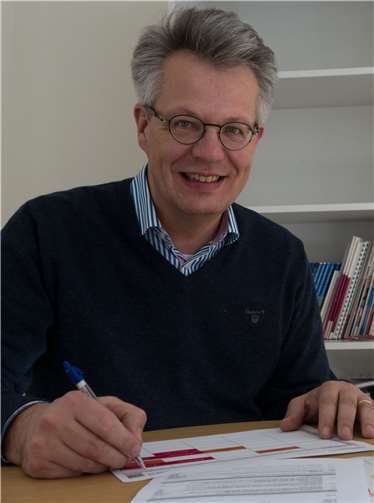 Schulleiter Daniel Bongers beginnt offiziell seinen Dienst an der St. Franziskus-Schule KoblenzFoto: Julia Fröder