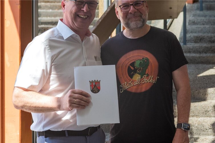 Schulleiter Michael Sexauer verbschiedet seinen Stellvertreter Rainer Feige