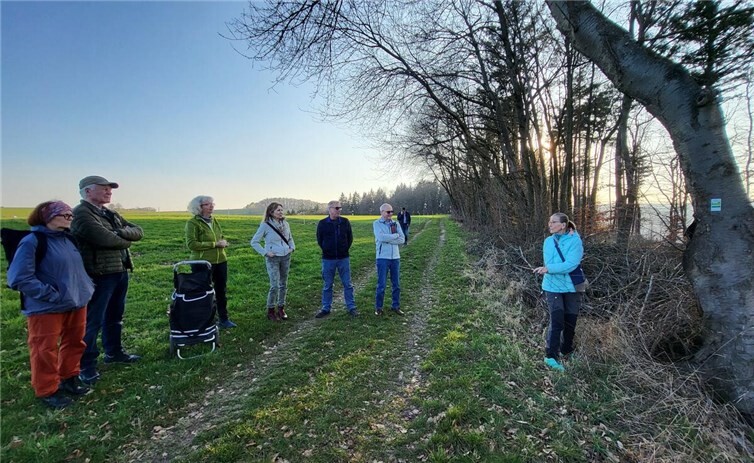 Schulung für die neuen Wegepaten.  Foto: Heidrun Bittner