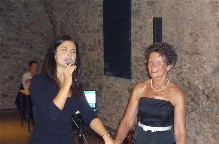 Schwarze Nacht mit Paula Andress.