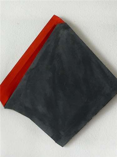 Schweißtuch, Acryl auf mehreckiger LW Relief, ein Werk von Halina Jaworski.