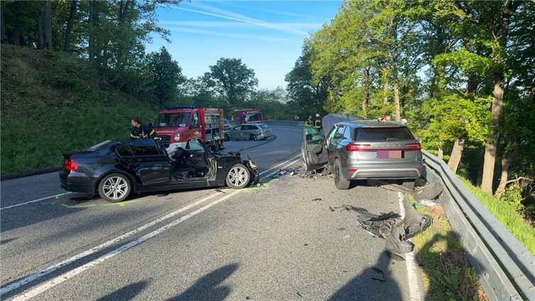 Schwerer Unfall auf der L258 bei Alteck Neuwied.