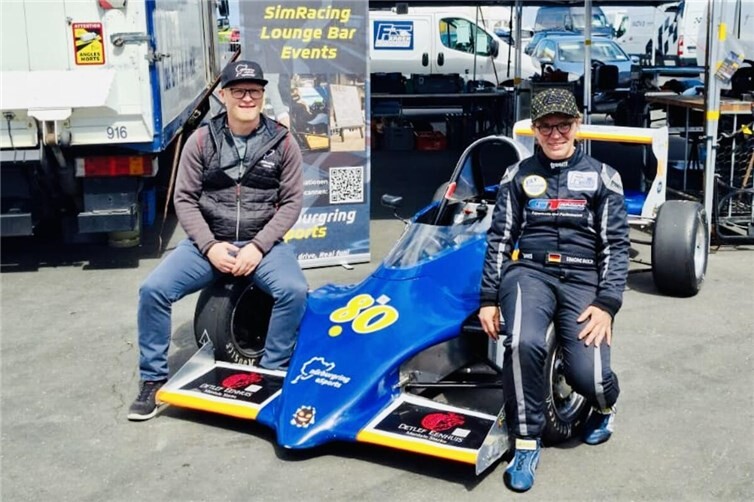 Sebastian Fiedelak, Nürburgring eSports Lounge, mit Simone Busch 