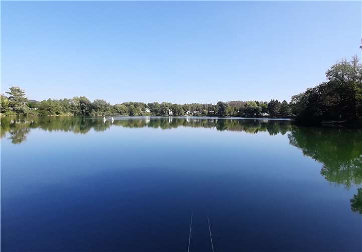 Seeblick von der Vereinshütte.Fotos: privat