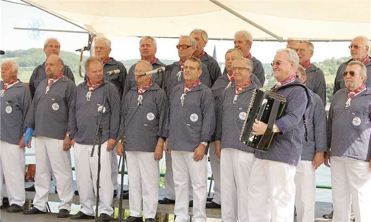Seemannsromantik kam beim Auftritt des Shanty-Chors aus Frechen auf.