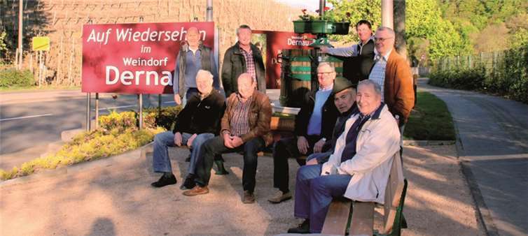 Sehr einladend für Vorbeifahrende und Gäste wirkt nun der kleine Platz am Ortsausgang in Richtung Ahrweiler. privat