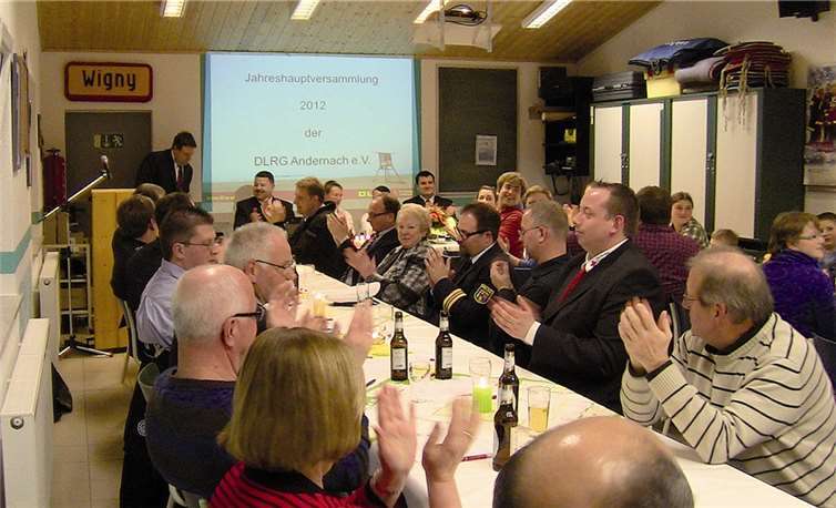 Sehr gut besucht war die Jahreshauptversammlung der DLRG Andernach. privat