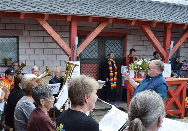 Sehr musikalisch ging es vor, während und nach dem ökumenischen Gottesdienst zu.