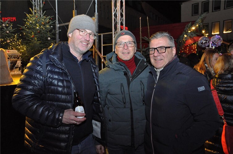 Sehr zufrieden: v.l. Dr. Wolfgang Schlags, Ob Dirk Meid und Jürgen Nett.