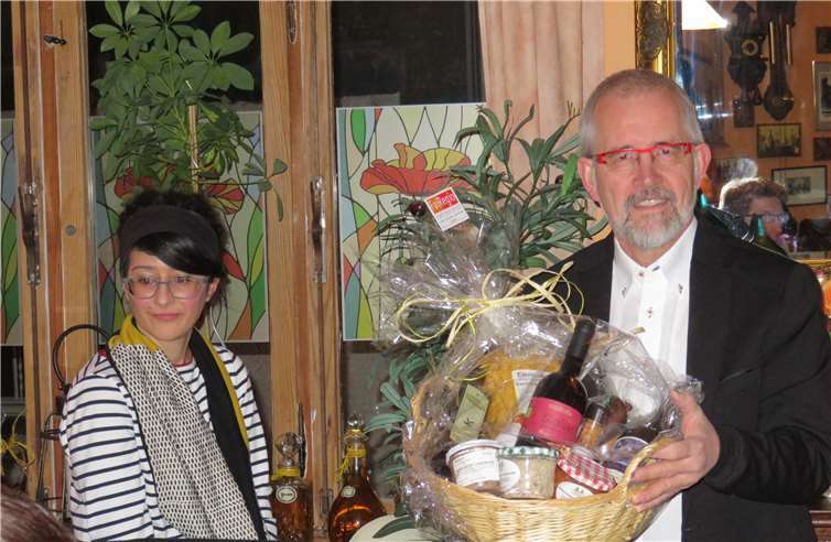 Seit 2008 stand Matthias J. Strobl der Aktionsgemeinschaft Andernach Attraktiv vor. Jetzt nahm er, kapazitätsbedingt, seinen Abschied. Strobls Amt übernahm die neue Vorsitzende Mehtap Turan.