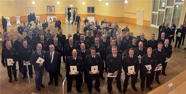 Seit 25 Jahren aktiv dabei sind: Frank Altenhövel, Armin Arenz, Gernot Berenhäuser, Klaus Berressem, Andreas Bleser, Otmar Blum, Rene Burchert, Dirk Daum, Stefan Dünchem, Marco Frießem, Daniel Fuhrmann, Christian Funk, Erwin Horst, Christian Hürter, Dennis Janko, Bernd Jung, Dirk Junglas, Kurt Koch, Michael Kopp, Sebastian Monschauer, Robert Müller, Stefan Müller, Dirk Nolden, Andreas Nouskalis, Michael Reuschler, Andreas Schmitz, Christoph Schmitz, Marco Sesterhenn, Sören Steffes, Oliver Stenz, Daniel Strahl, Marco Wirfs, Werner Wirfs.