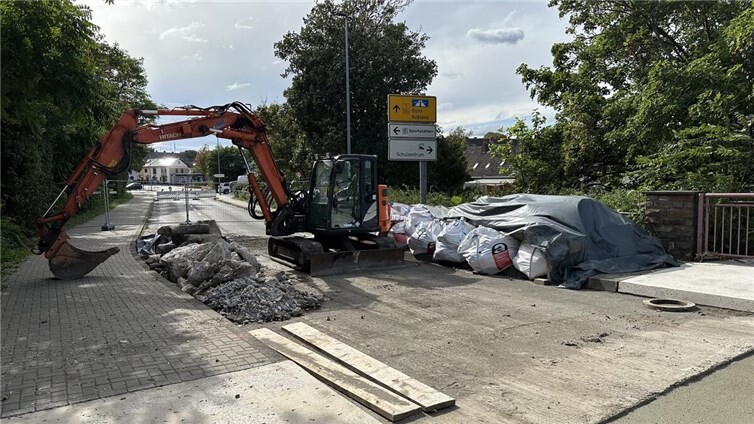 Andernach: Überquerung der Werftbrücke wird strafrechtlich verfolgt Seit August 2025 laufen die Baumaßnahmen an der Werftbrücke in Andernach.Foto: Stadtverwaltung Andernach / Regina Unruh