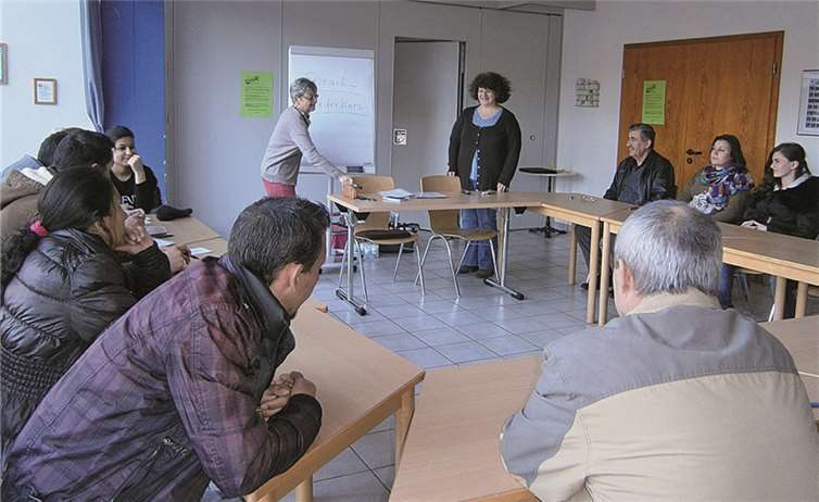 Seit Kurzem findet ein Deutsch-Sprachkurs im evangelischen Pfarrheim in Waldbreitbach statt.privat