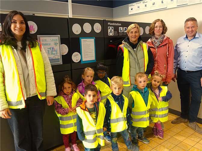 Seit dem 15. April 2025 haben ALDI SÜD-Kund:innen in der Filiale Mendig die Möglichkeit, ihren Pfandbon an den Förderverein Kindergarten Zauberwald Mendig e.V. zu spenden. Foto: privat