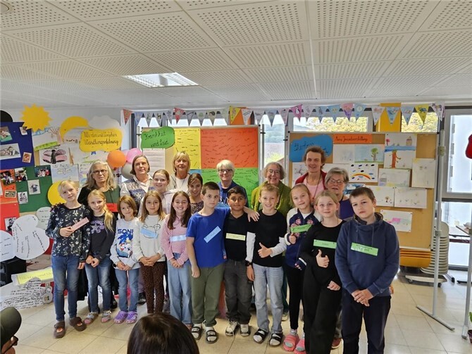 Seit einigen Jahren bietet der Förderverein Hospizbewegung Andernach-Pellenz den Grundschulen in der Stadt Andernach und der Pellenz das Projekt „ Hospiz macht Schule „ an. In der Grundschule Kruft fand zum ersten Mal diese Projektwoche in einer 4. Klasse statt. Foto: privat
