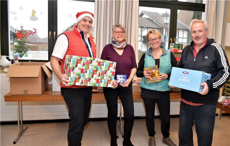 Seit mehreren Jahren veranstaltet der Ortsausschuss Morenhoven unter der Leitung von Nobert Sauren zur Weihnachtszeit eine Sammlung von haltbaren Lebensmitteln zugunsten der Swisttaler Tafel.EICH