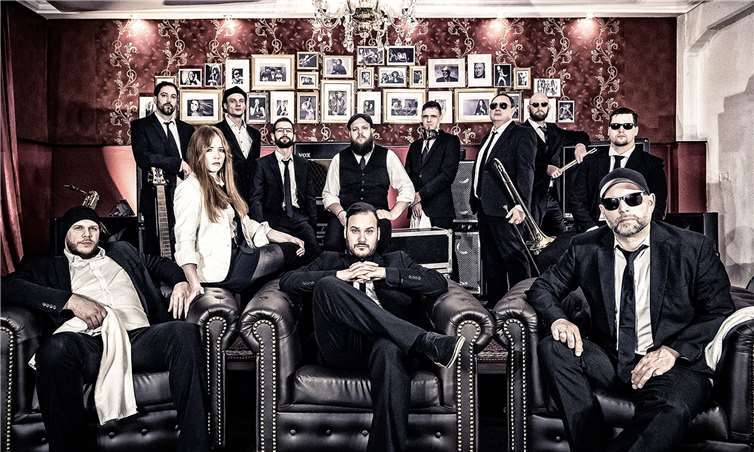 Selbst eingefleischte Fans des Originals tun sich schwer, einen akustischen Unterschied zwischen „Tribute“ und „Meister“ auszumachen.