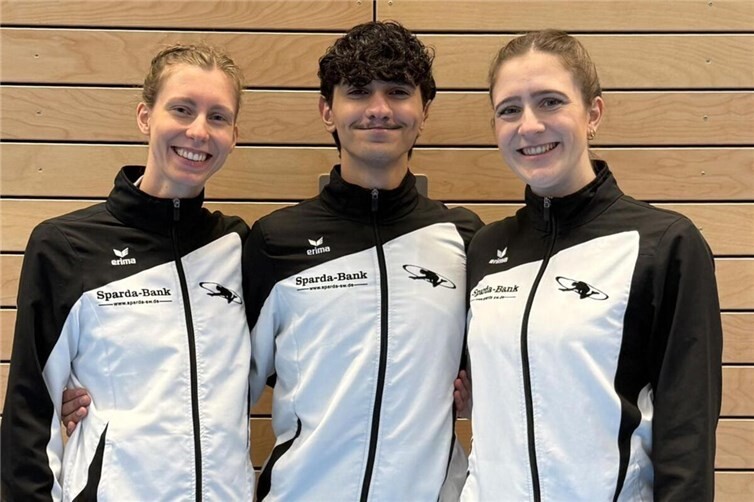 Semih Göktepe (Mitte), Eva Bollinger und Pia Wöhner.