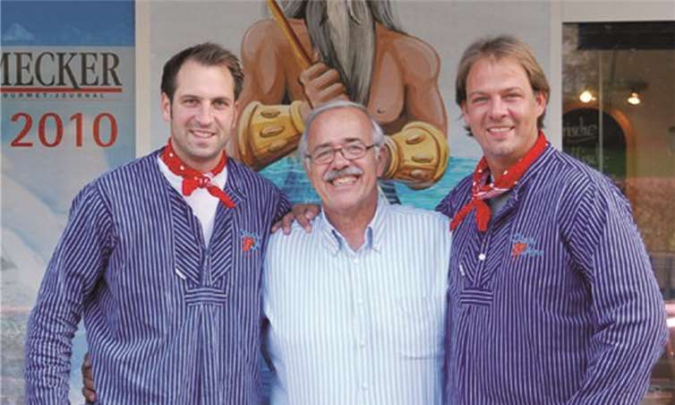 Senior Joachim Meyer mit seinen Söhnen Frank (li.) und Ralf (re.). Privat