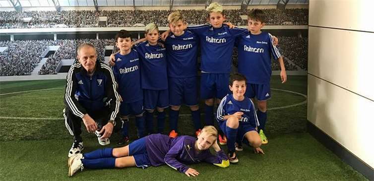 Setzten sich im Siebenmeterschießen gegen die TuS Koblenz durch: die E-Junioren des BSV. privat