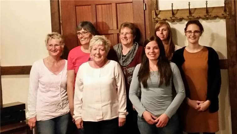 Sie freuen sich auf „neue Taten“: Andrea Vetter (v.l.), Bärbel Zimmer, Angelika Mulsow, Simone Schleheck, Katharina Stetten, Vanessa Molis und Monique Sühl. privat