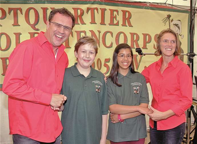 Sie haben gut Lachen und freuen sich riesig auf die Session 2014/2015 (v.l.): Prinz Dietmar III, Kinderprinzenpaar Bernhard I. und Chantal I., Prinzessin Andrea II.