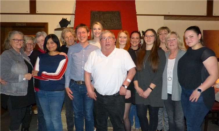 Sie stehen hinter dem vielseitigen Angebot des Turnvereins: Der Vorstand, die Übungsleiter und -helfer. Foto: privat