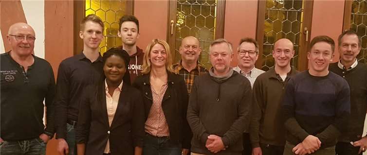 Sie stellen sich zur Wahl des Stadtrates Rhens (v.l.): H.-J. Probst, A. Sylla, M. Sylla, M. Mayer, B. Bollinger, H. Schreiber, T. Richter, T. Theis, W. Kosa, H. Krause und T. Kron. Foto: privat