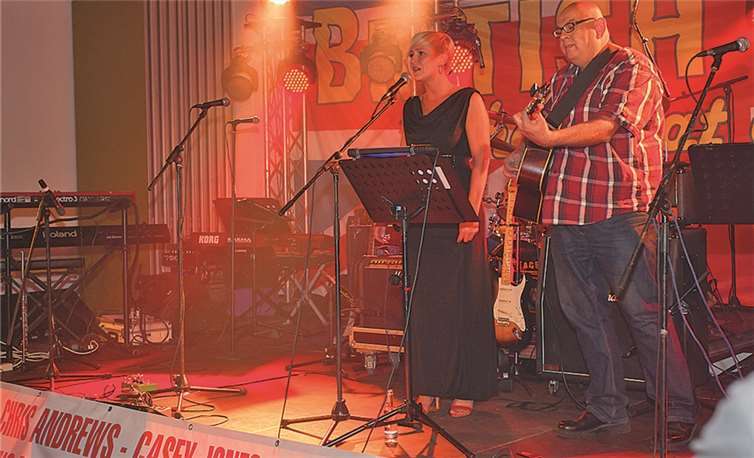 Sie stimmten das Publikum auf die lange Nacht des Beats ein.