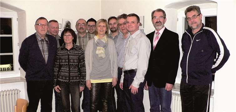 Sie treten bei den Gemeinderatswahlen an (v. l.): Oskar Dreiser, Achim Danhausen, Luzia Kopp, Udo Schüller, Martin Steinsiek, Evi Gilberg,. Thorsten Fuhrmann, Friedel Arndt, Christof Merkler, Rolf Müller, Lothar Schäfer. privat