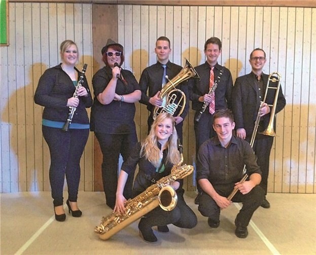 Sieben Musiker aus den Reihen des Musikverein Urmitz-Rhein nahmen am Benefizkonzert des Projektorchesters Mayen-Koblenz teil.  Privat