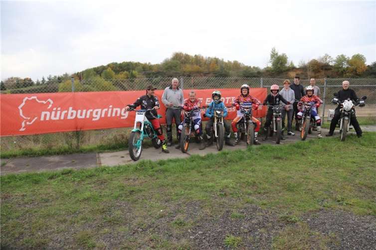 Sieben Trial-Motorräder waren vor Ort und wurden artgerecht in dem Offroadpark bewegt.  Fotos: privat