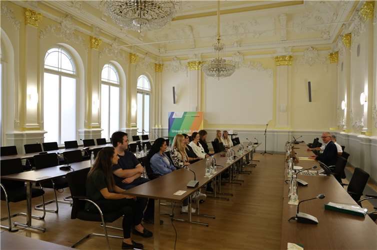 Sieben junge Menschen erhalten mit Beginn des neuen Ausbildungsjahres eine berufliche Perspektive bei der Stadtverwaltung.  Foto: Stadt Bad Neuenahr-Ahrweiler