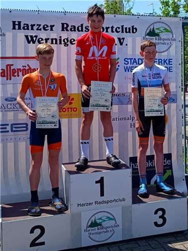 Sieg für Daan Ensenbach bei den Wernigeröder Radsporttagen.  Foto: Familie Ensenbach
