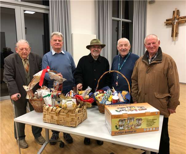 Sieger des Abends (v.li. n. re.): Erich Miesen, Dieter Kruse, Eduard Erber, Franz Fürpass und Heinz Dufrain.