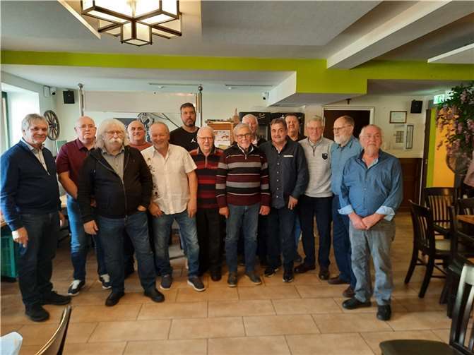 Sieger und Platzierte der Meisterschaften. Foto: Bettina Koch